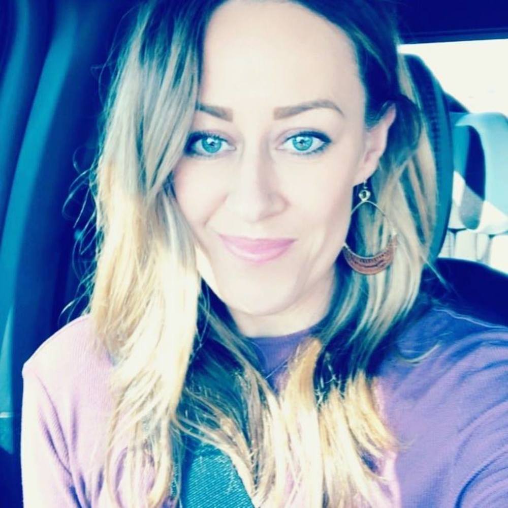 Meet your Posher, Cara